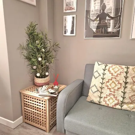 Apartamento Con Encanto En *